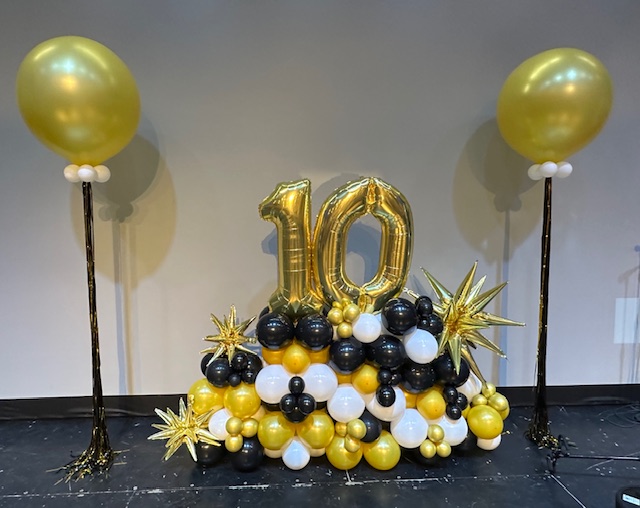 Floor Sculpture with Floating Colossal Balloons