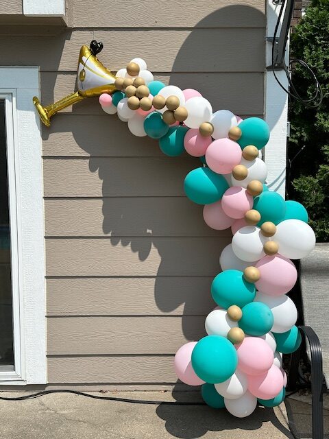 Pouring Martini Garland